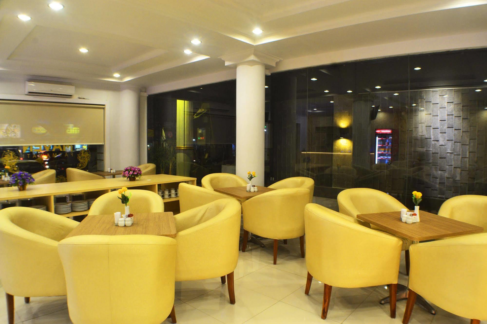 Maven Fatmawati Hotel Jakarta Exterior photo